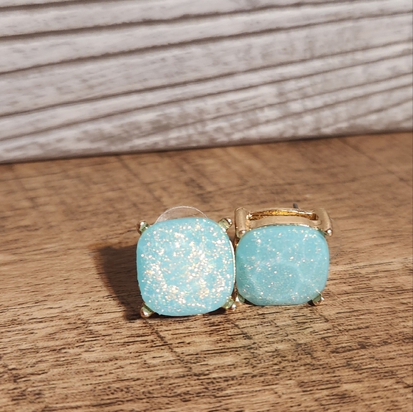 Turquoise Stud Earrings - Picture 1 of 1